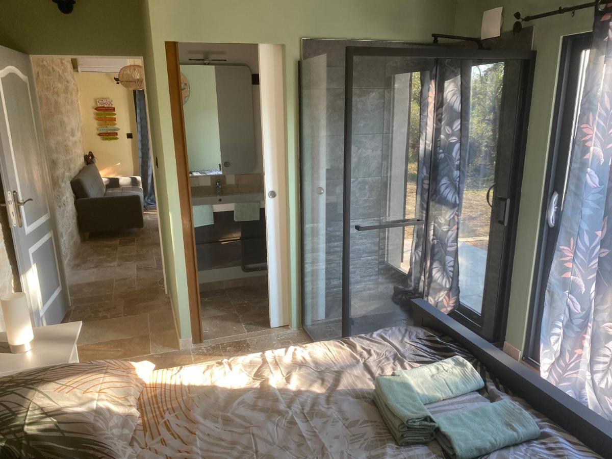 Appartement De Charme Avec Jaccusi Vezenobres Exteriör bild
