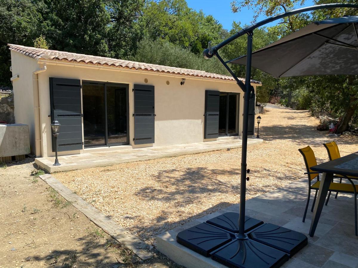 Appartement De Charme Avec Jaccusi Vezenobres Exteriör bild